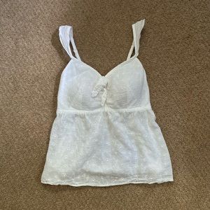 Candie’s White Top